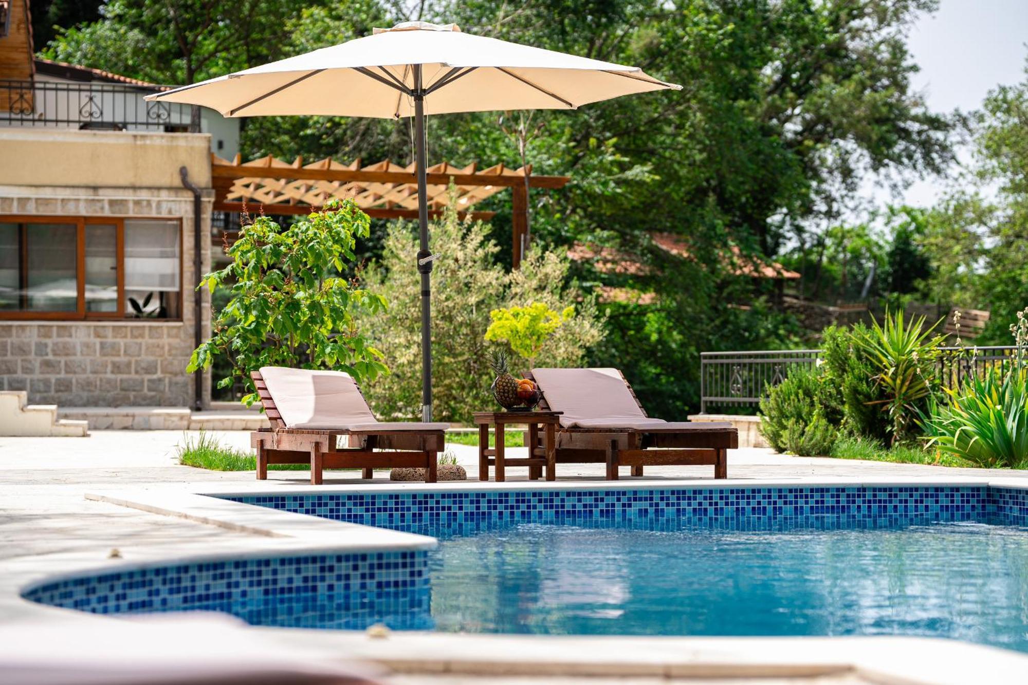 Sunset & Sunrise Villas In Stanisici-Two Villas With Common Pool Budva Bagian luar foto