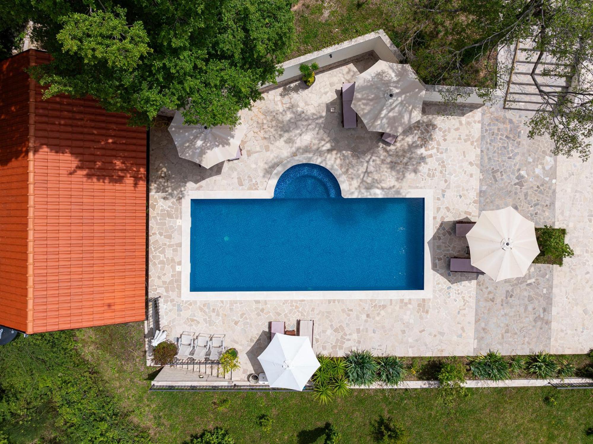 Sunset & Sunrise Villas In Stanisici-Two Villas With Common Pool Budva Bagian luar foto