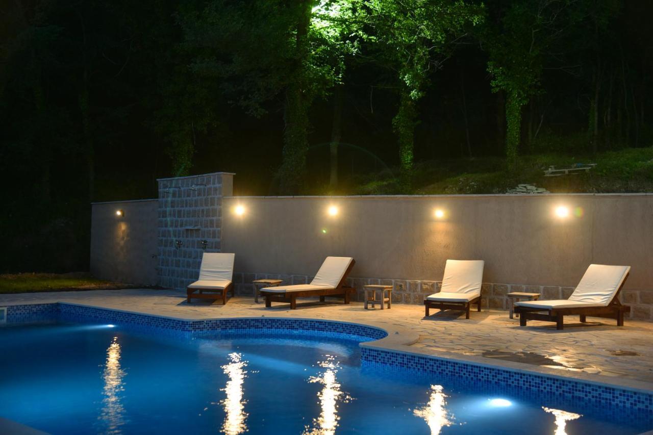Sunset & Sunrise Villas In Stanisici-Two Villas With Common Pool Budva Bagian luar foto